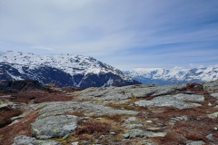 Hiking around Nosi (902 meters)