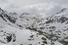 Sierra de Gredos, snow trail leading to Refugio Elola