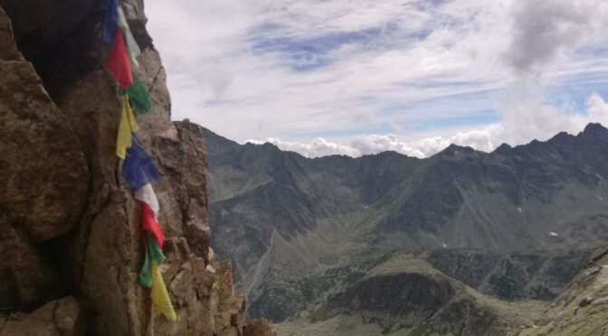 Traversing Priečne sedlo (High Tatras)