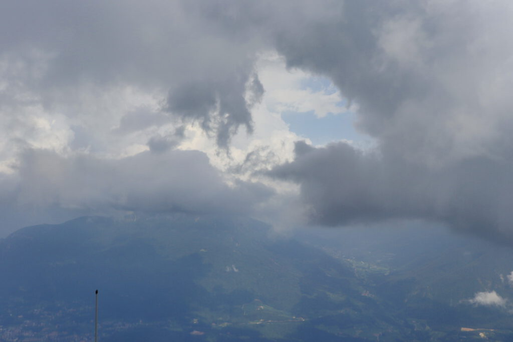 Il Palone (2096 meters) mere minutes before a thunderstorm struck, view eastwards