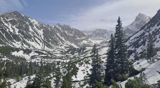 Ascent to Kościelec (High Tatras)